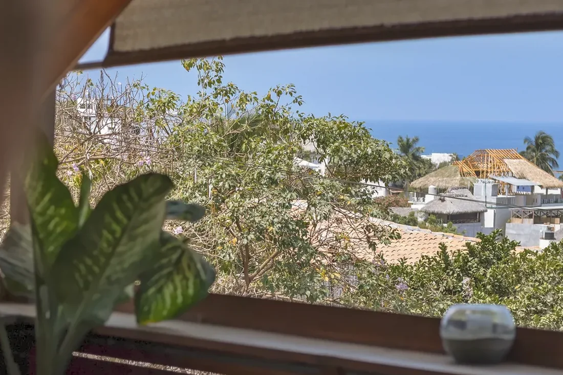 La vista al mar desde la terraza de Calma
